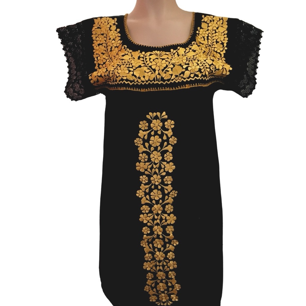 Traditional hand-made Dress from Puebla, MX
